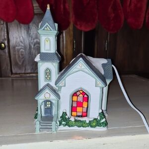 Cedar Valley Chapel 2006 Towne Series Ceramic Church with Stained Glass Accents